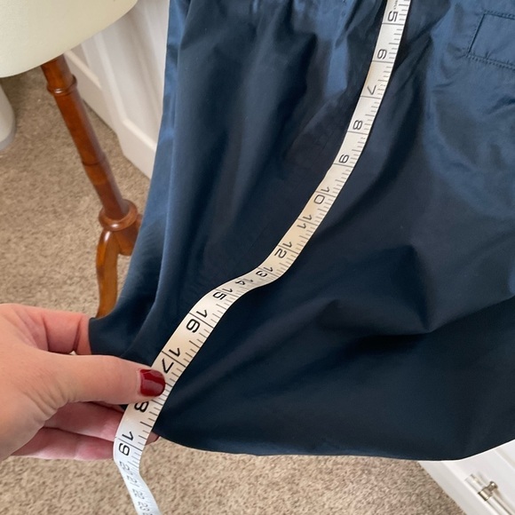 Burberry navy blue button down skirt with pockets! - Picture 9 of 9